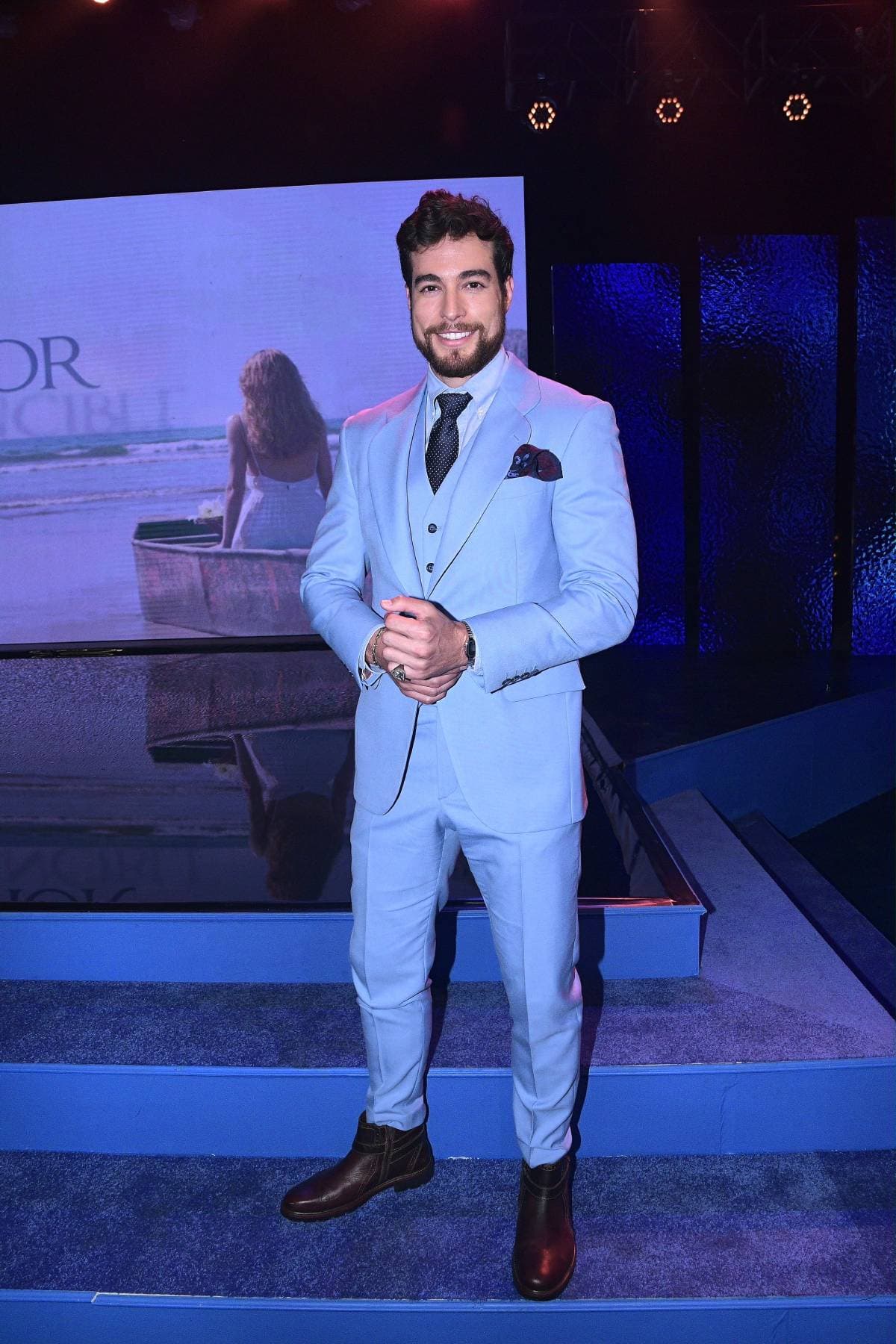 Danilo Carrera revela que su mamá tiene cáncer y se tomará un tiempo para apoyarla