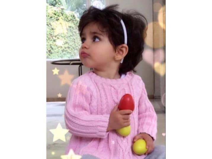 Eugenio Derbez, quien ya era padre de Aislinn, José Eduardo y Vadhir, señaló que la llegada de Aitana hizo que se completara su familia, aceptando que ella era lo que le faltaba a su vida.