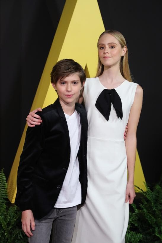 Y parece que su hermano Carlos quiere seguir los pasos de su hermana, pues asimismo ya actuó en la película 
<b>‘Roma’, de Alfonso Cuarón</b>, interpretando al famoso director de cine en su infancia. 
<br>
