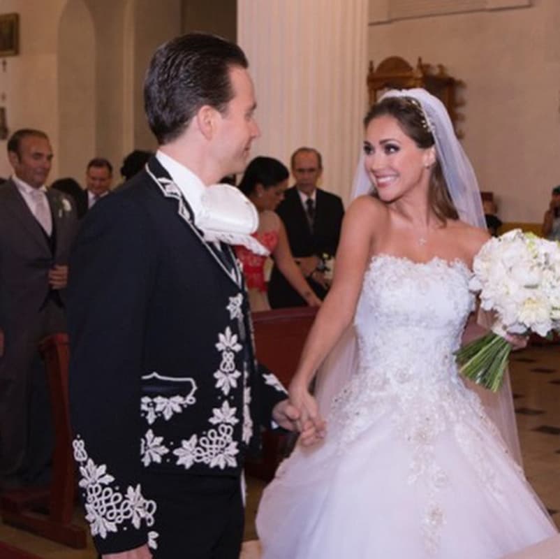 Aahí y Manuel Velasco formaron una familia con su hijo Manuel