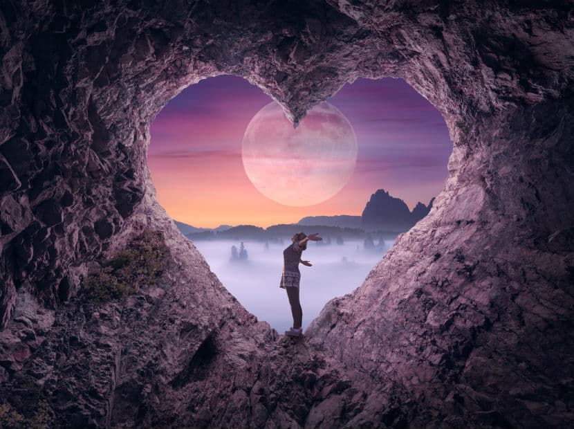 Entérate cómo afecta la luna rosa a tu signo zodiacal