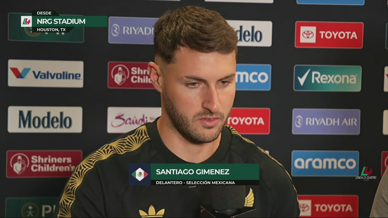 Santi Giménez reconoce que en lo individual ha quedado a deber