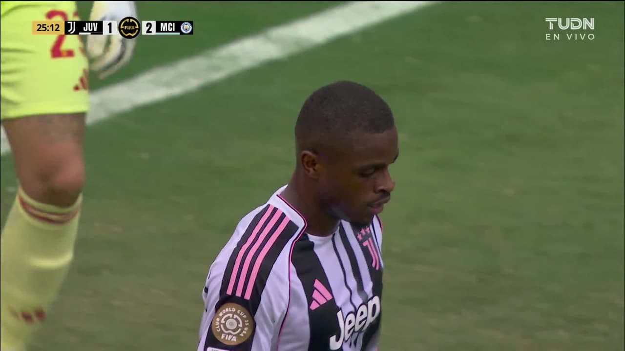 ¡Autogol de la Juventus! Pierre Kalulu se equivoca de forma grosera y anota el 1-2 para el City