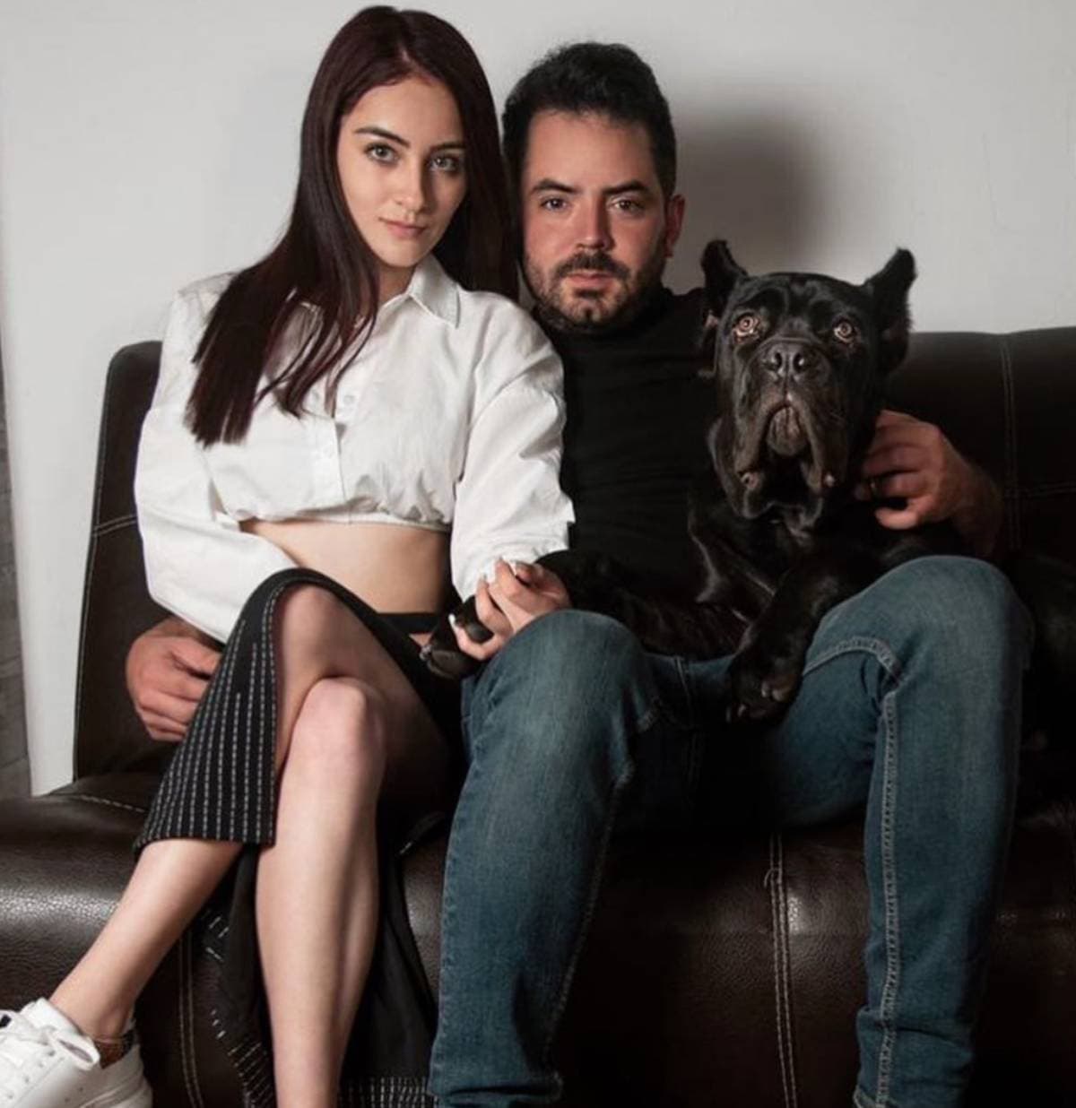 Novia de José Eduardo Derbez muestra sus heridas tras accidente en moto