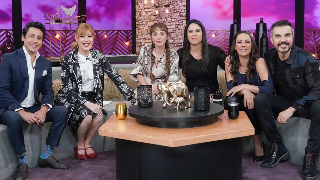 Las ‘Netas Divinas’ y Adrián Uribe debaten sobre las promesas incumplidas