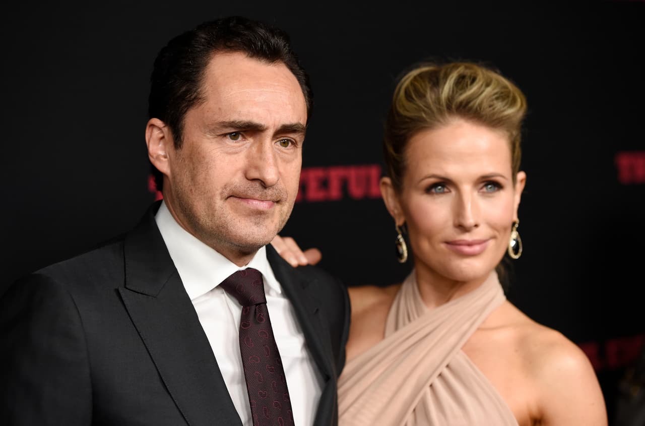 En 2013, la actriz y Bichir caminaban juntos en la alfombra roja del estreno de The Bridge, película que llevó al mexicano a recibir una nominación al Oscar como Mejor Actor.
