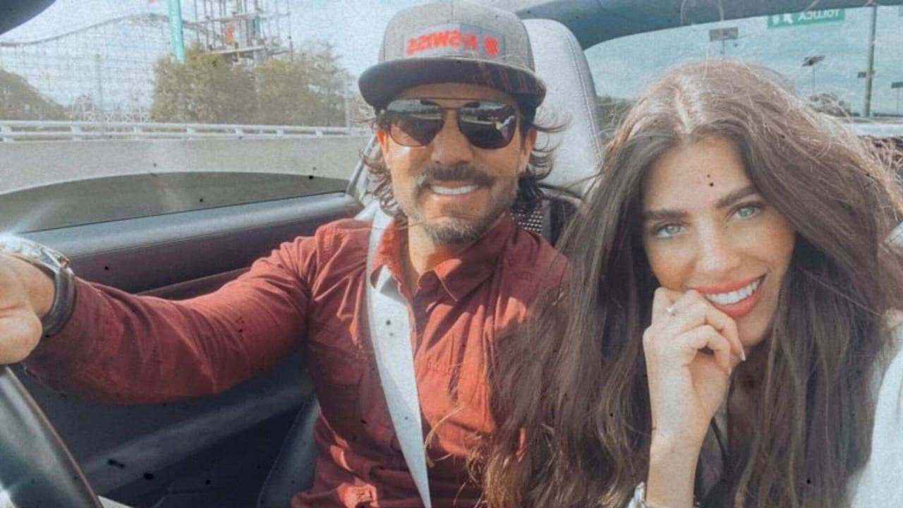 José Ron le juega broma a su novia y la hace ponerse celosa