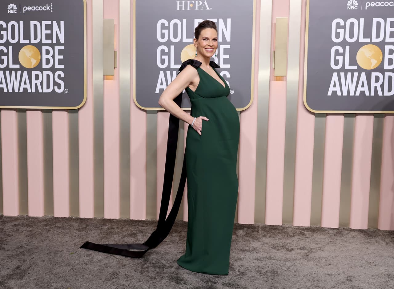 BEVERLY HILLS, CALIFORNIA - JANUARY 10: Hilary Swank attends the 80th Annual Golden Globe Awards at The Beverly Hilton on January 10, 2023 in Beverly Hills, California. (Photo by Amy Sussman/Getty Images)