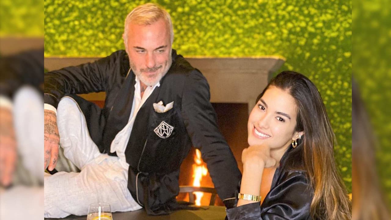 Sharon Fonseca capta a Gianluca Vacchi en tierno momento con su mascota