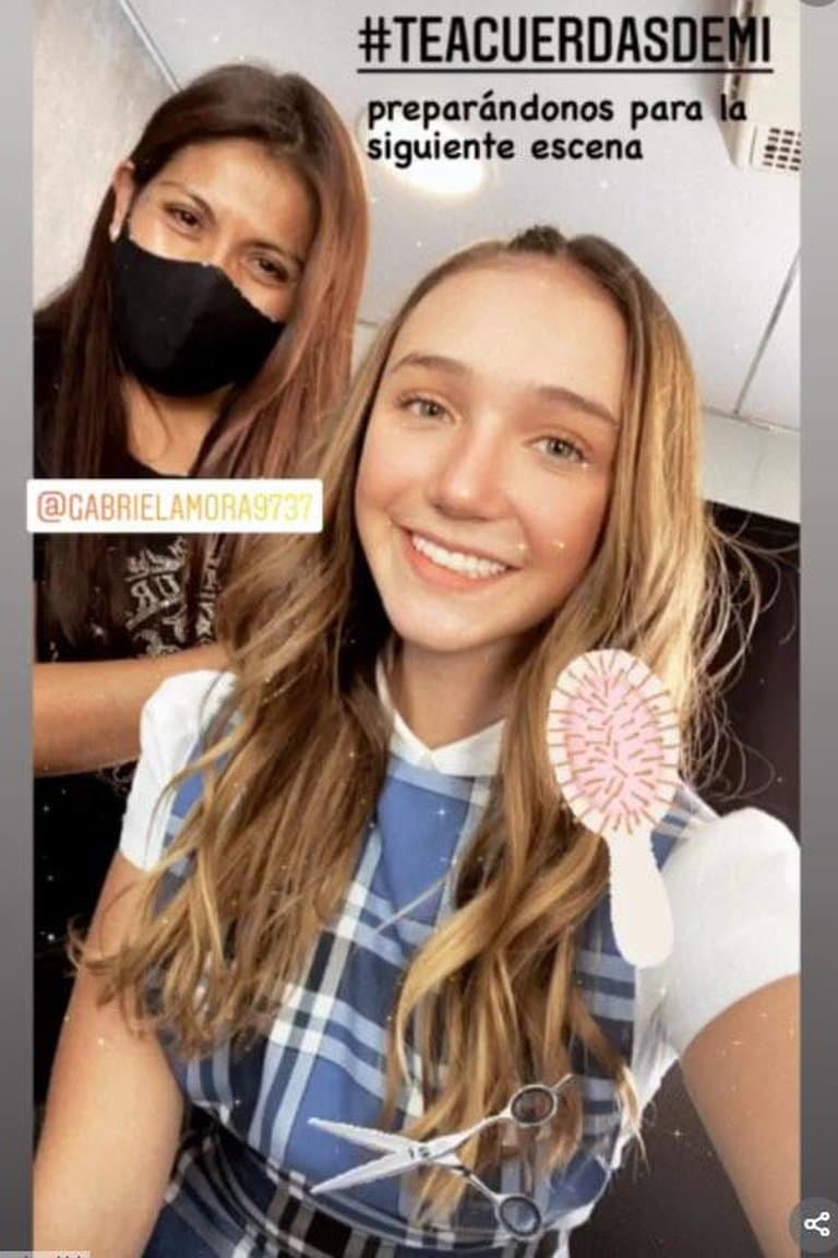 En la telenovela que se basa en una historia turca, en la cual la hija de Legarreta tendrá por primera vez un amor, ya que en la vida real confesó que nunca ha tenido novio. Por lo tanto, Nina Rubín también besará por primera vez.