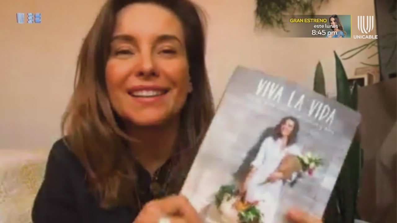 Dominika Paleta presenta su nuevo libro y comparte la conmovedora dedicatoria que le hizo a su fallecida madre