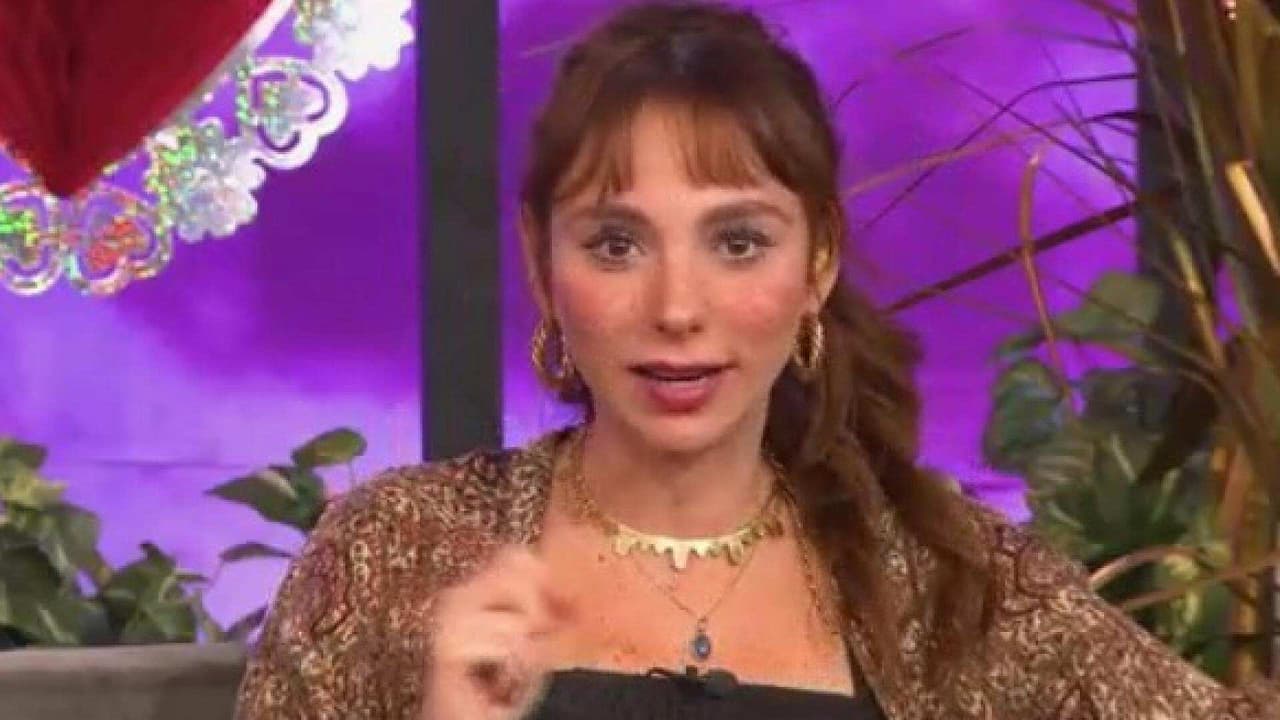 Natalia Téllez revela cuáles son las flores que no le gustan