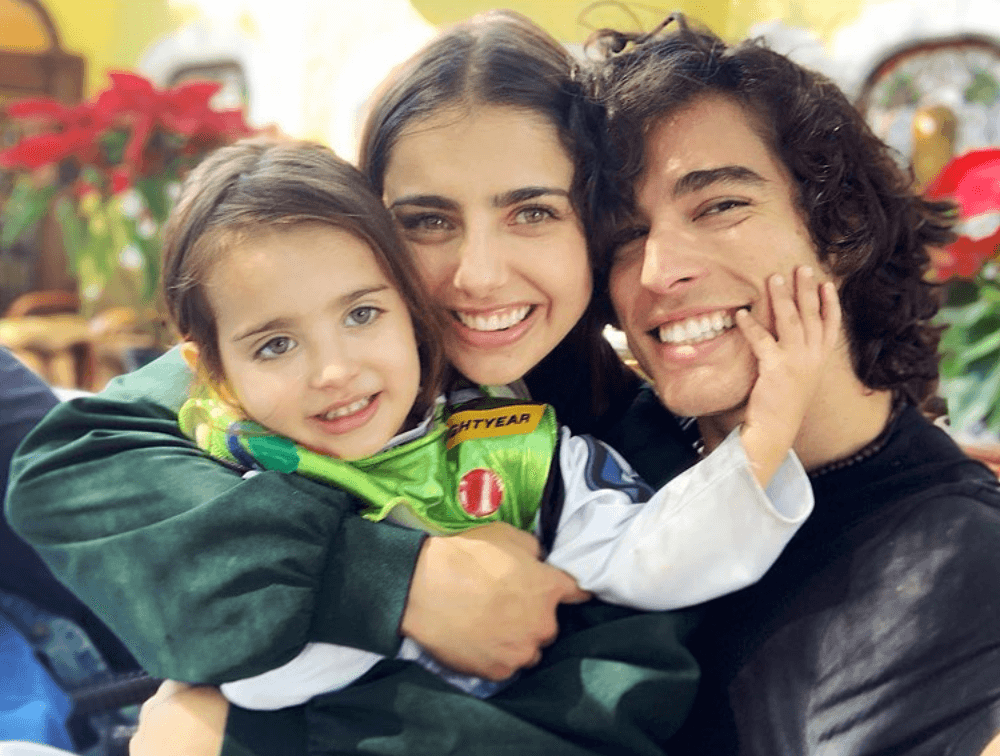 Tras el anuncio del fin de la relación de 
<b>Michelle Renaud y Danilo Carrera</b>, no solo para ellos será difícil ya no estar juntos, el hijo de la actriz, Marcelo, también lo va a resentir, pues durante el tiempo que duro el noviazgo convivieron como una verdadera familia.