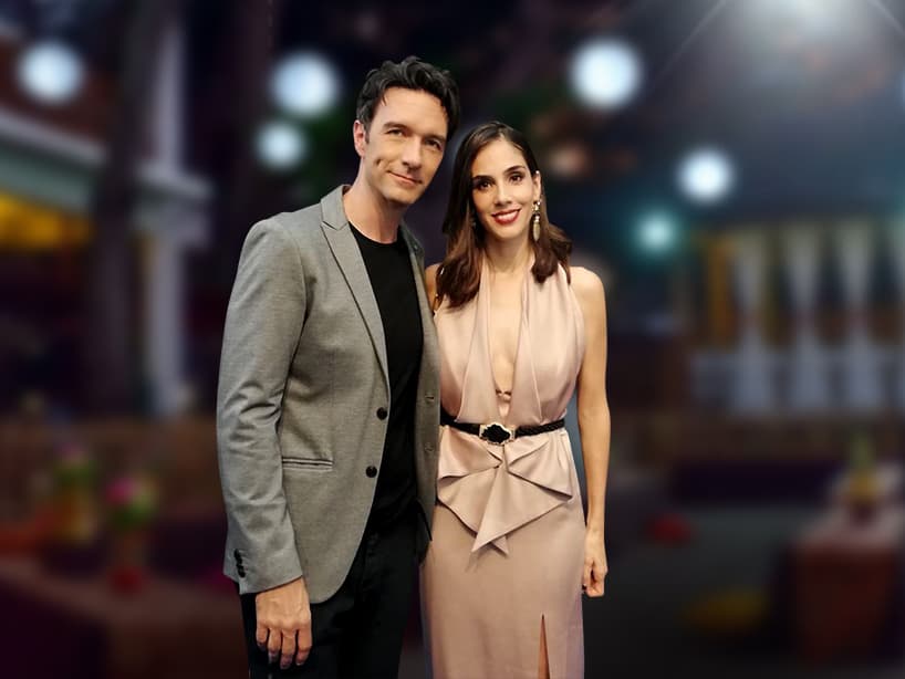 La pareja que se conoció por accidente en una entrevista lleva 8 años juntos y aun muy enamorados.