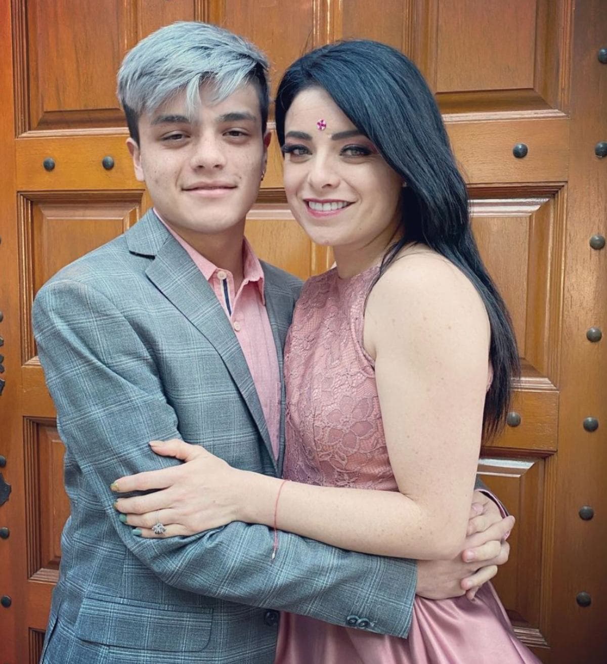 Violeta Isfel revela que su hijo ya no quiere llevar el apellido de su padre