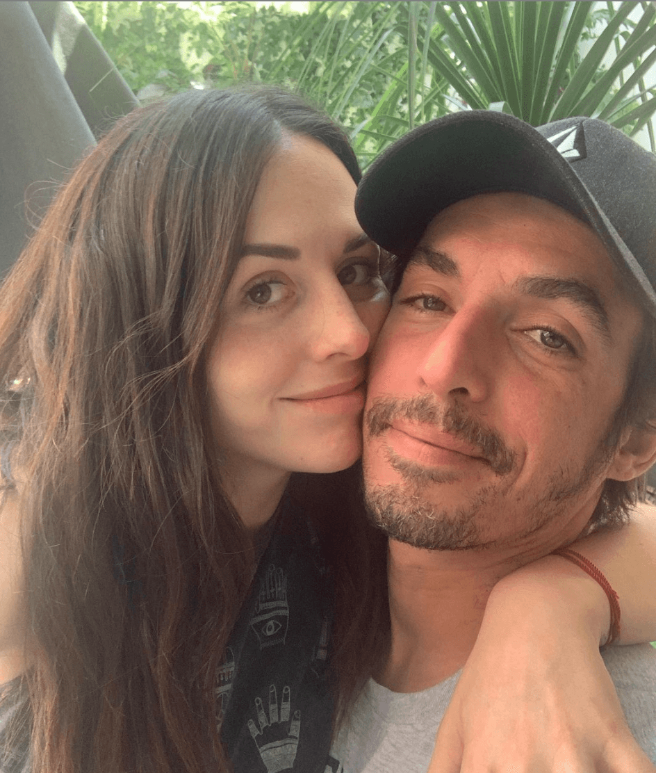 Alberto Guerra abre su corazón y celebra 4 años de sobriedad