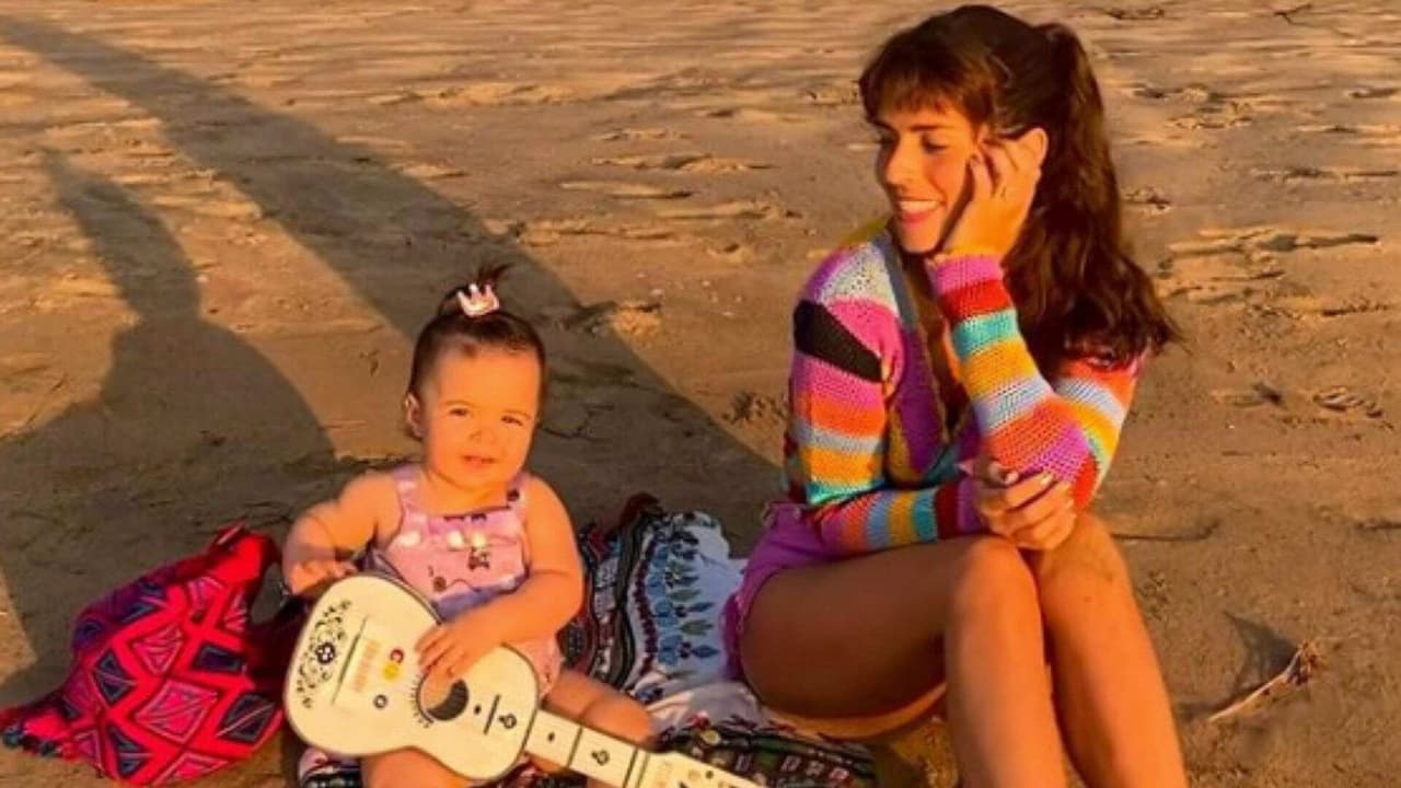 Además del mandarín, Claudia Álvarez también lleva a clases de música a su hija y se dan tremenda divertida
