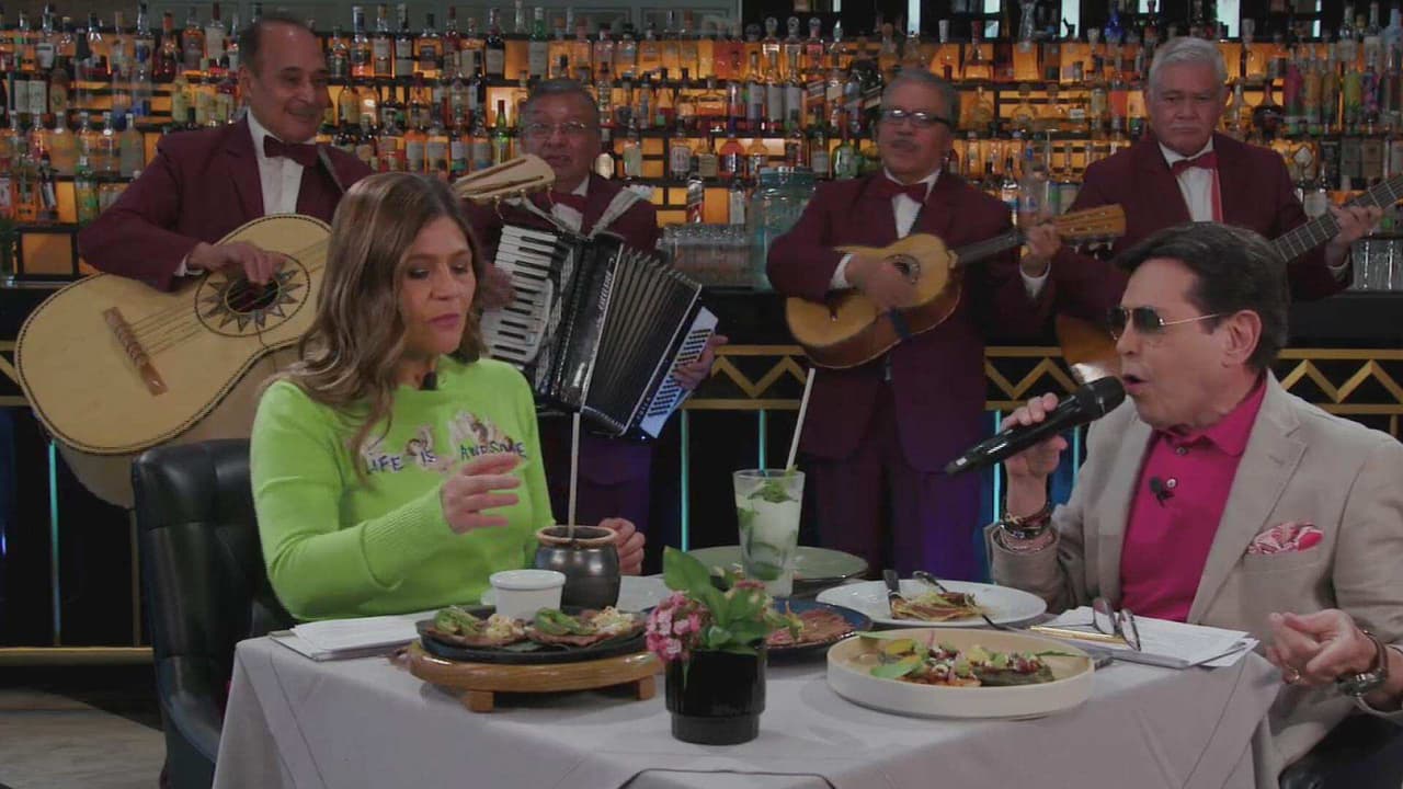 Pepillo Origel se anima y canta 'Mujeres divinas' de Vicente Fernández