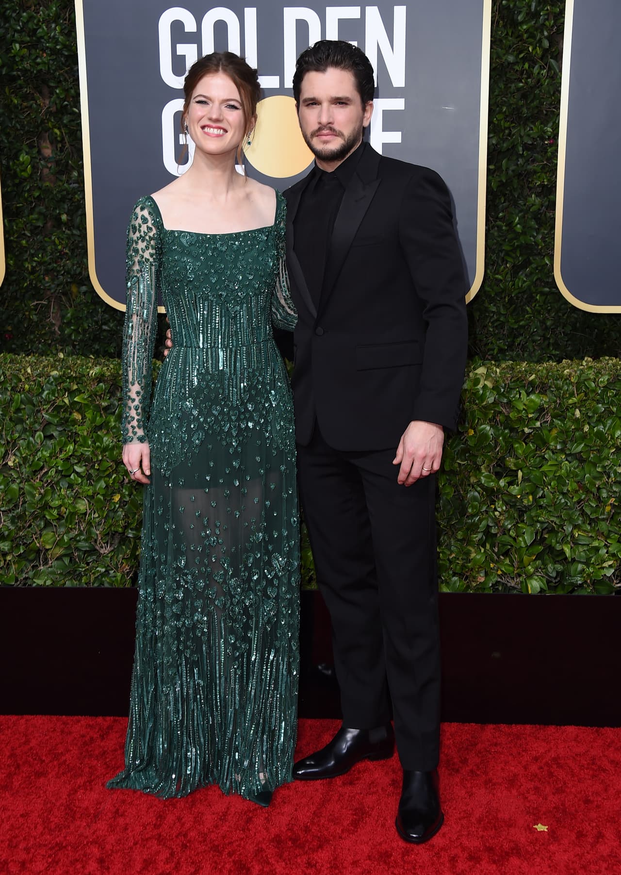 Kit Harington y Rose Leslie emocionaron a fanáticos de Game of Thrones (2011), quienes recordaron su romance en pantalla.