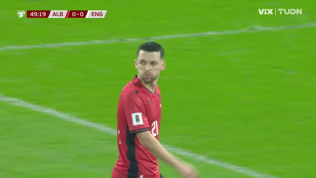 ¡Doble aviso de Albania! Hoxha tuvo dos oportunidades y las dejó ir