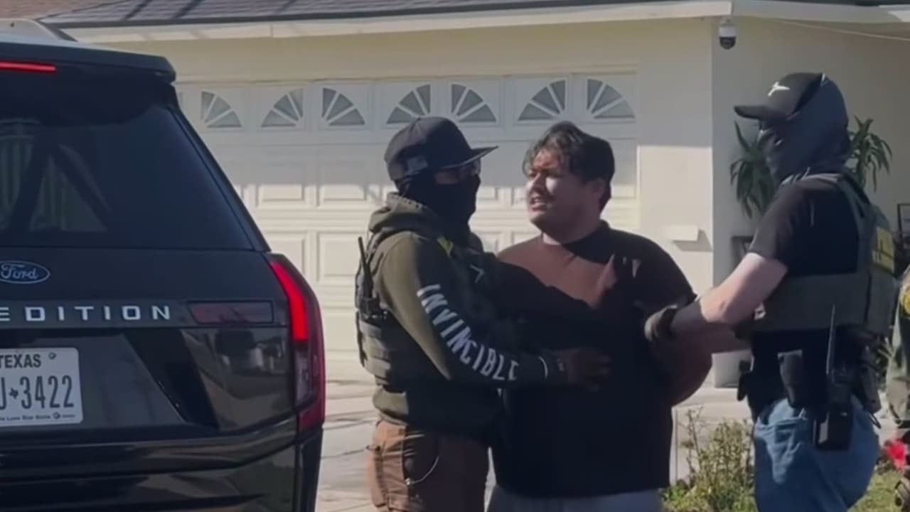 Ciudadano estadounidense arrestado por ICE al grabar detención de jardinero en Long Beach