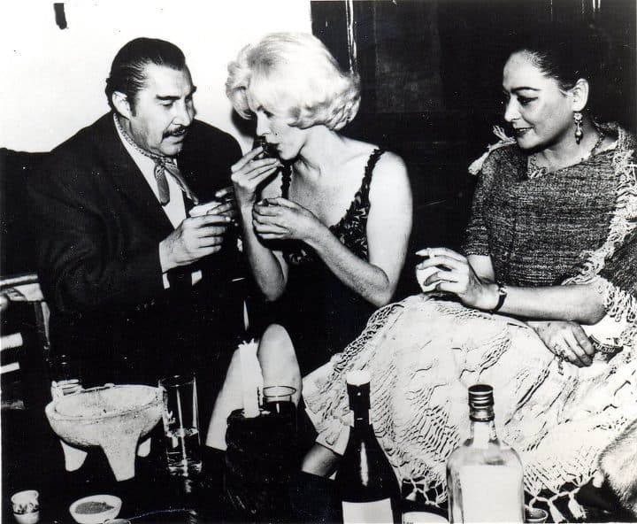 Emilio 'El Indio' Fernández, Marilyn Monroe y Columba Domínguez. Coyoacán 1962.