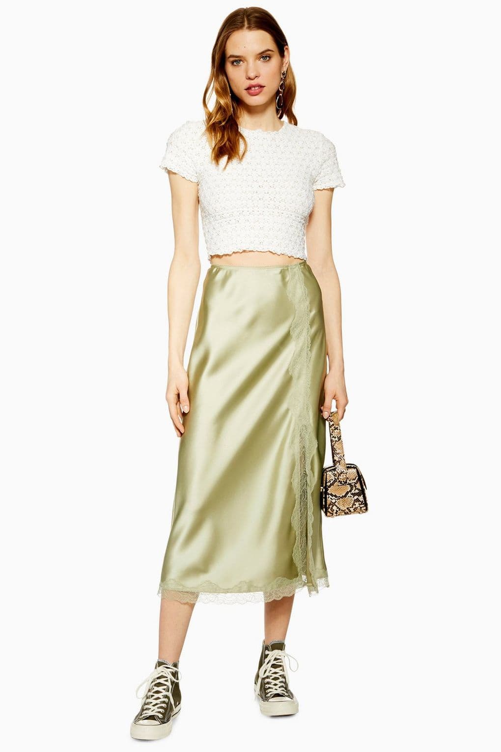 Falda midi de satín. Marca: Top Shop.