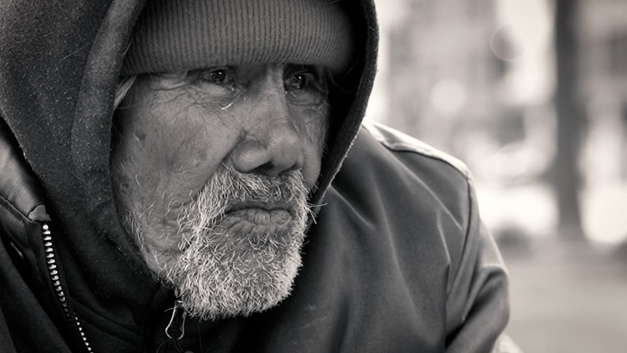 Campesino sin hogar a los 85: la realidad de muchos adultos mayores en California