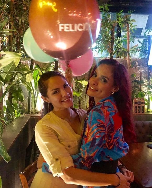 En el cumpleaños de la artista, la joven publicó esta foto para felicitarla y le escribió: “Alma, feliz cumpleaños. Gracias por tanto cariño, por todas las tazas de café compartidas y por el apoyo que siempre me das. Te quiero mucho”.