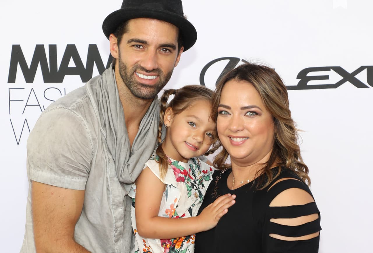 Adamari López y su esposo Toni Costa se llevaron un susto en sus vacaciones