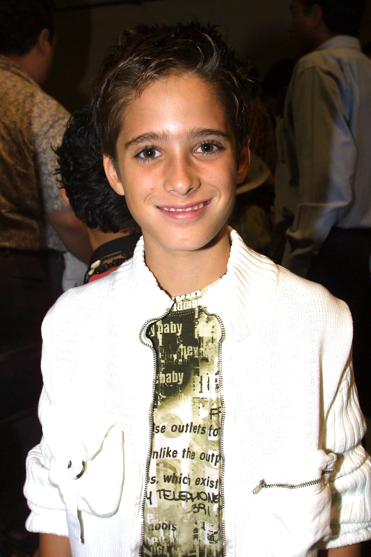 Diego Boneta inició su carrera como actor en la pantalla chica, en la telenovela llamada ‘Alebrijes y Rebujos’, además de participar en el reality 'Código Fama', y aunque tuvo pocos proyectos en su infancia, desde entonces sus fans lo recuerdan como uno de los actores más guapos de nuestro país.