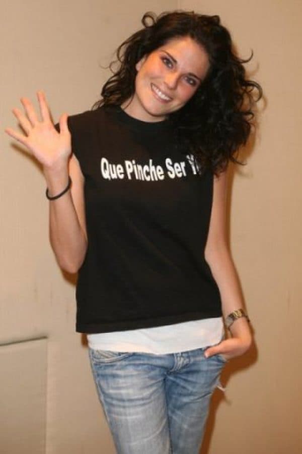 Karla Souza hizo su debút en el 2008 en la serie mexicana "Terminales".