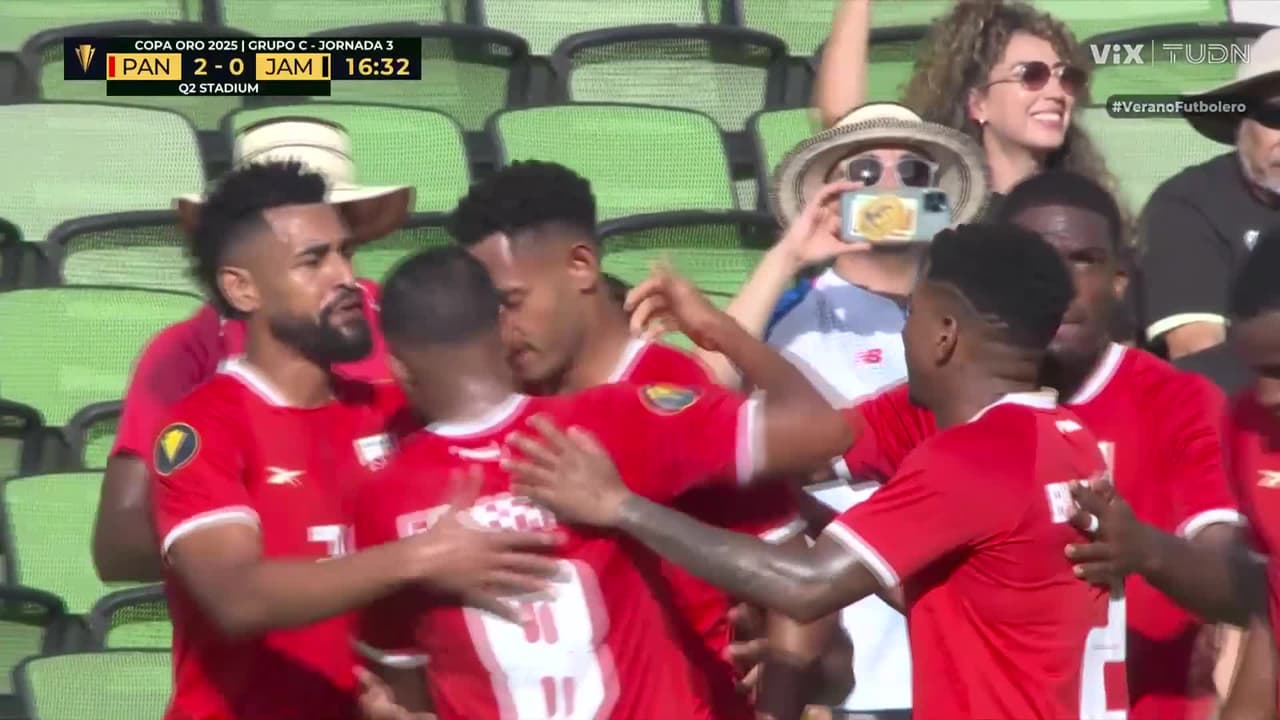 ¡Golazo de Panamá! Ismael Díaz recorta y firma su doblete