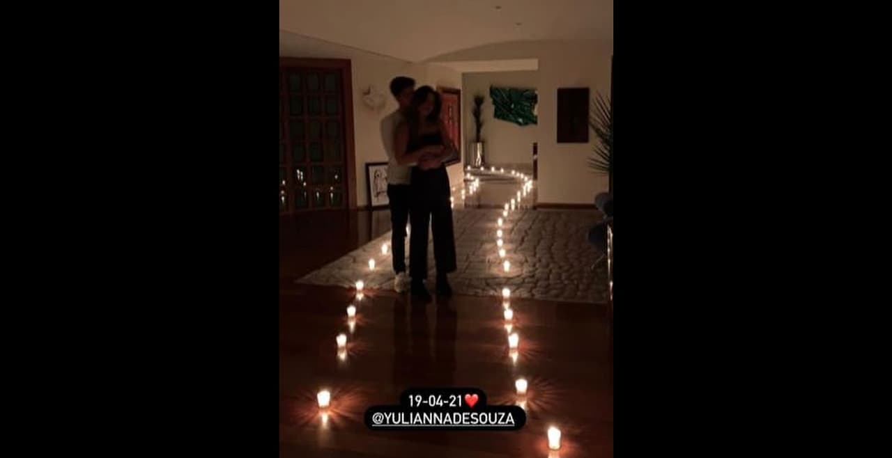 Nicolás Haza presumió a su novia Yulianna de Souza.