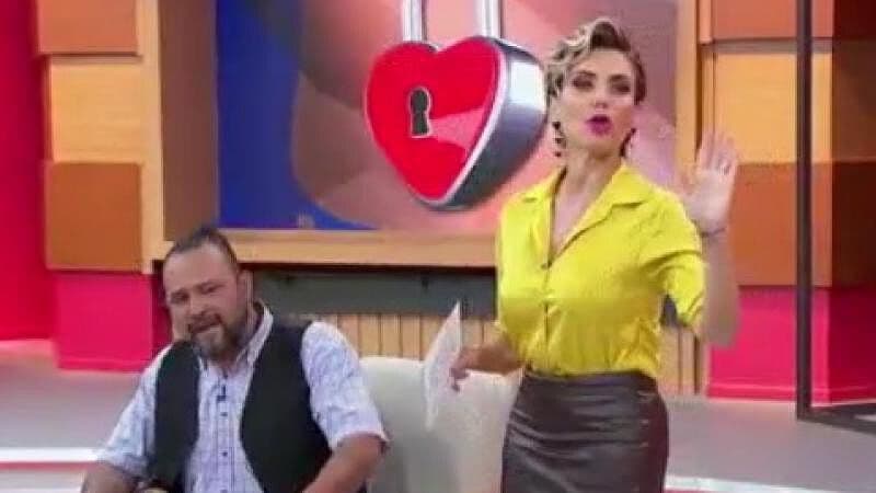'Secretos al Desnudo': Mi esposa me engaña con otra mujer