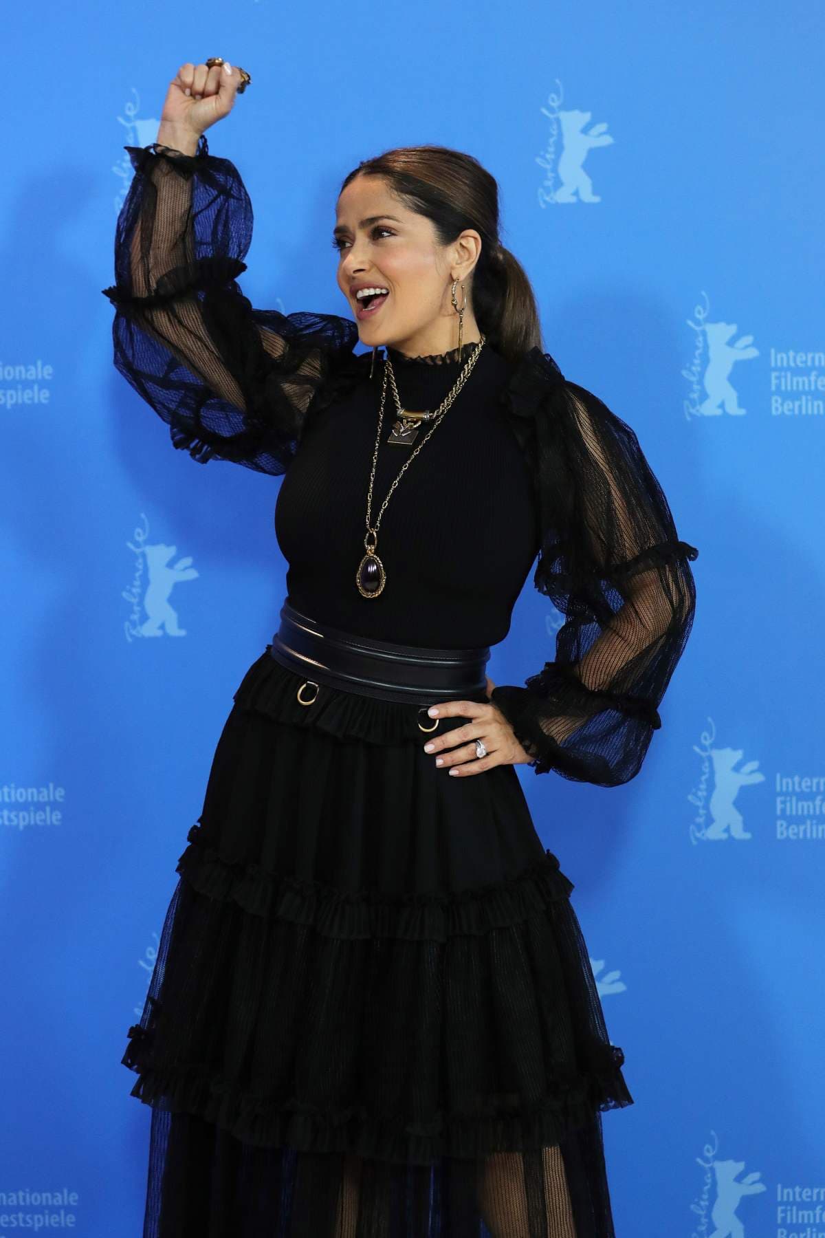 Salma Hayek cumple 55 años luciendo fabulosa