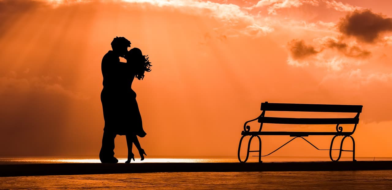 Horóscopos 27 de septiembre: ¿qué le esperan a tus relaciones, según tu signo?
