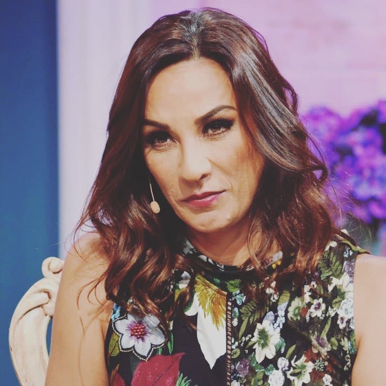Consuelo Duval se convierte el regalo navideño de muchos, gracias a un foto