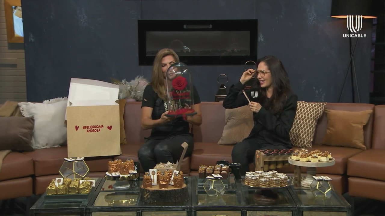 Montse y Joe presumen los regalos que recibieron de sus fans para su nueva casa