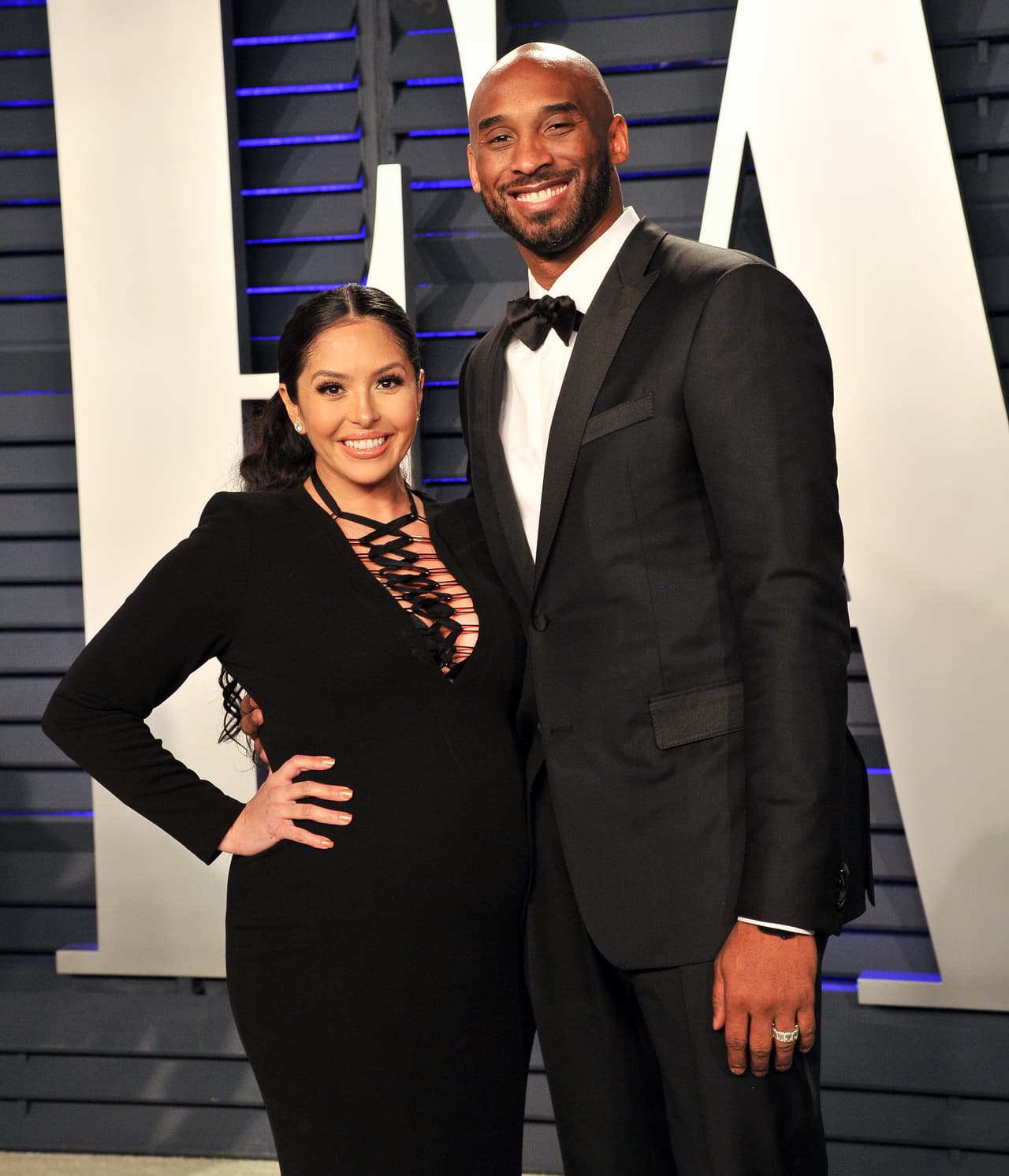 BEVERLY HILLS, CALIFORNIA - FEBRUARY 24: Kobe Bryant and Vanessa Bryant attend the 2019 Vanity Fair Oscar Party hosted by Radhika Jones at Wallis Annenberg Center for the Performing Arts on February 24, 2019 in Beverly Hills, California. (Photo by Allen Berezovsky/Getty Images)