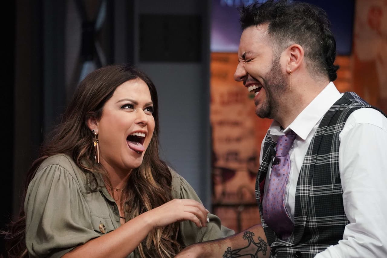 Faisy, Mariazel y Mariana Echeverría se ponen un piercing en la lengua ¡Sin anestesia!