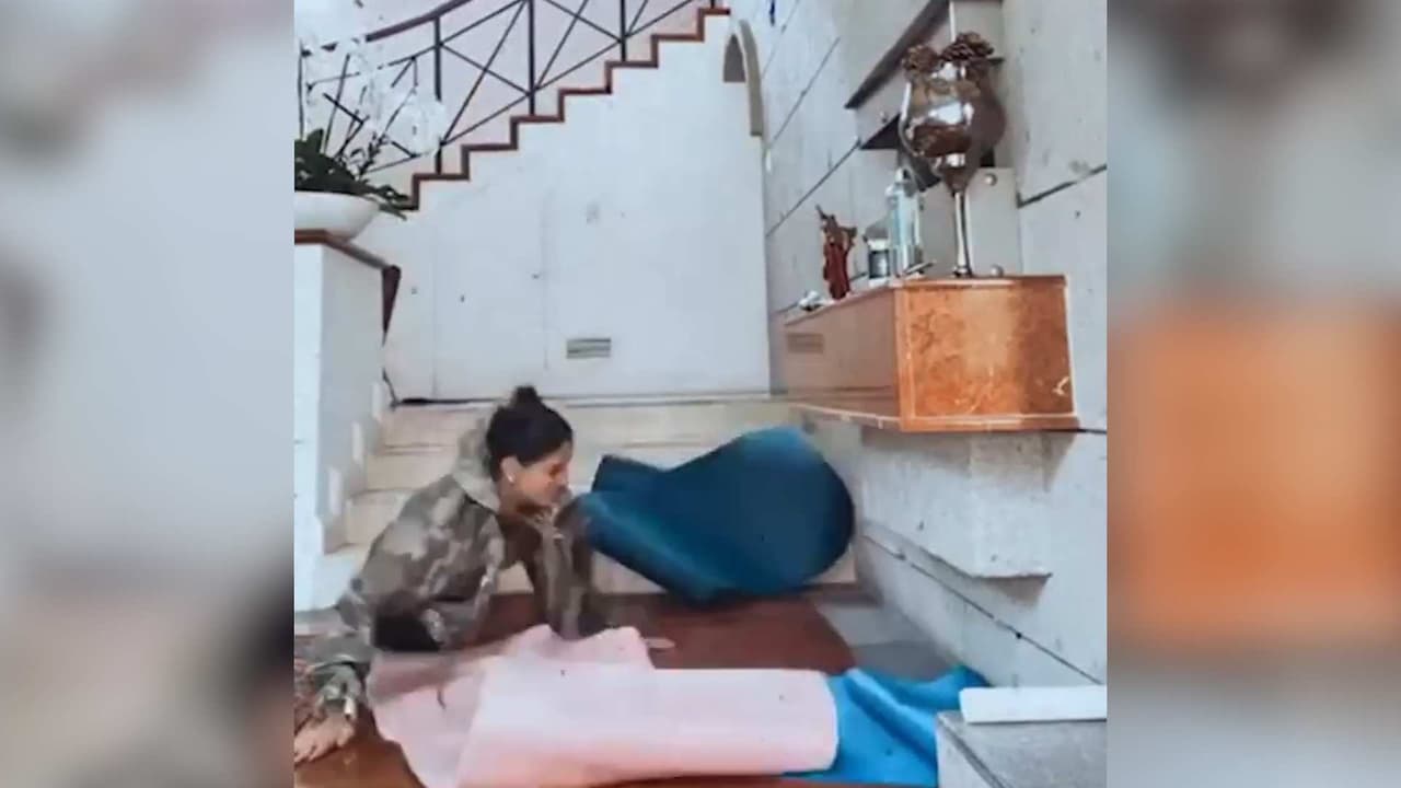 Este es el momento en el que Bárbara del Regil se cae durante live de Instagram
