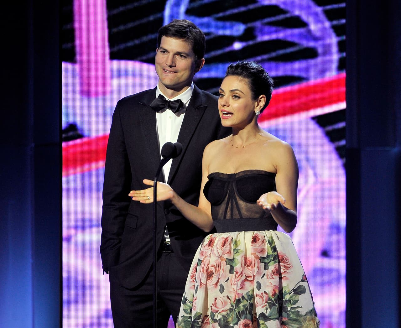 Mila Kunis se arrepiente de no haber permitido que Ashton Kutcher viajara al espacio