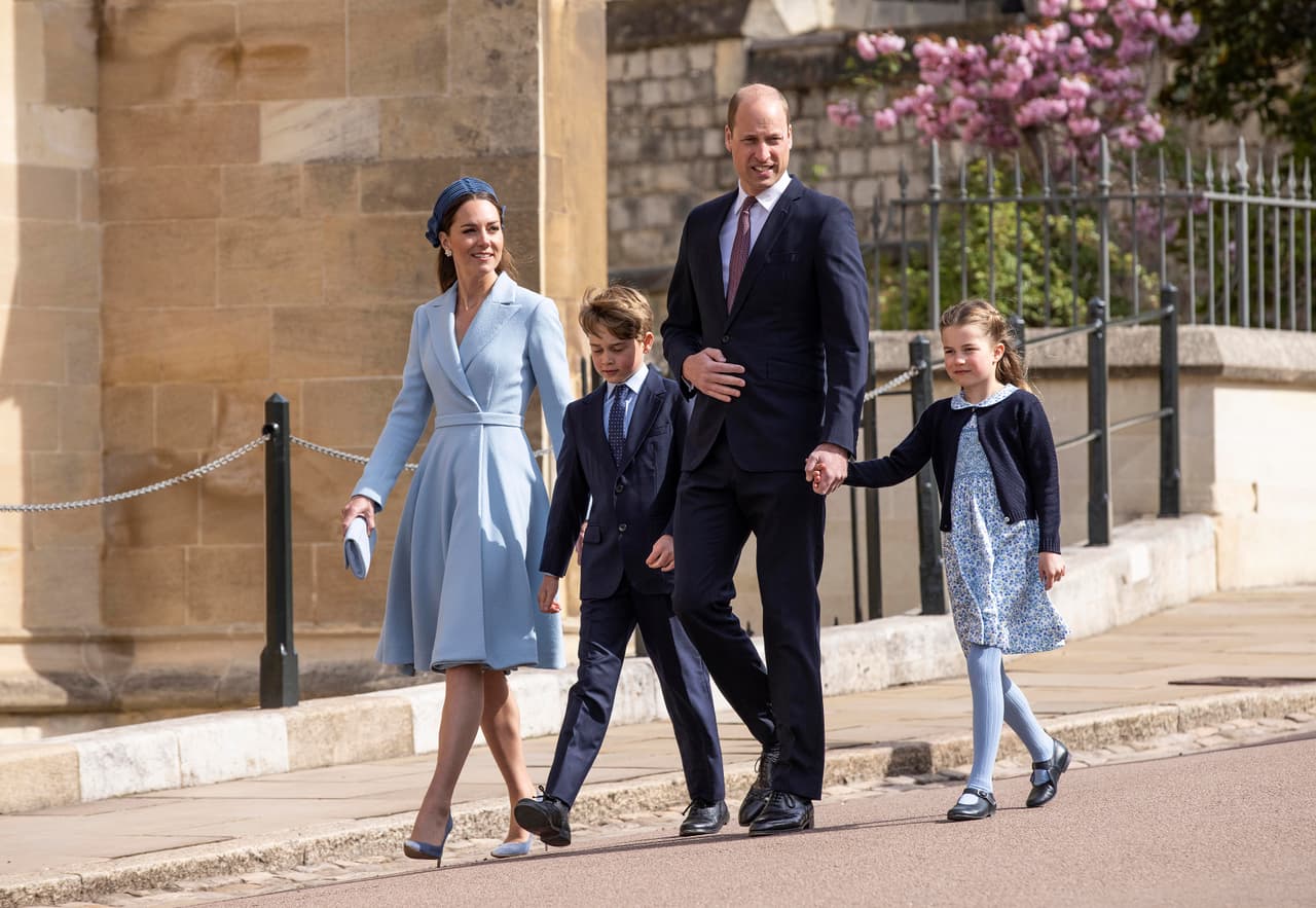 WINDSOR, ENGLAND - APRIL 17: Prince William, Duke of Cambridge, Catherine, Duchess of Cambridge attend the Easter Matins Service at St George's Chapel at Windsor Castle on April 17, 2022 in Windsor, England. (Photo by Jeff Gilbert-WPA Pool/Getty Images)