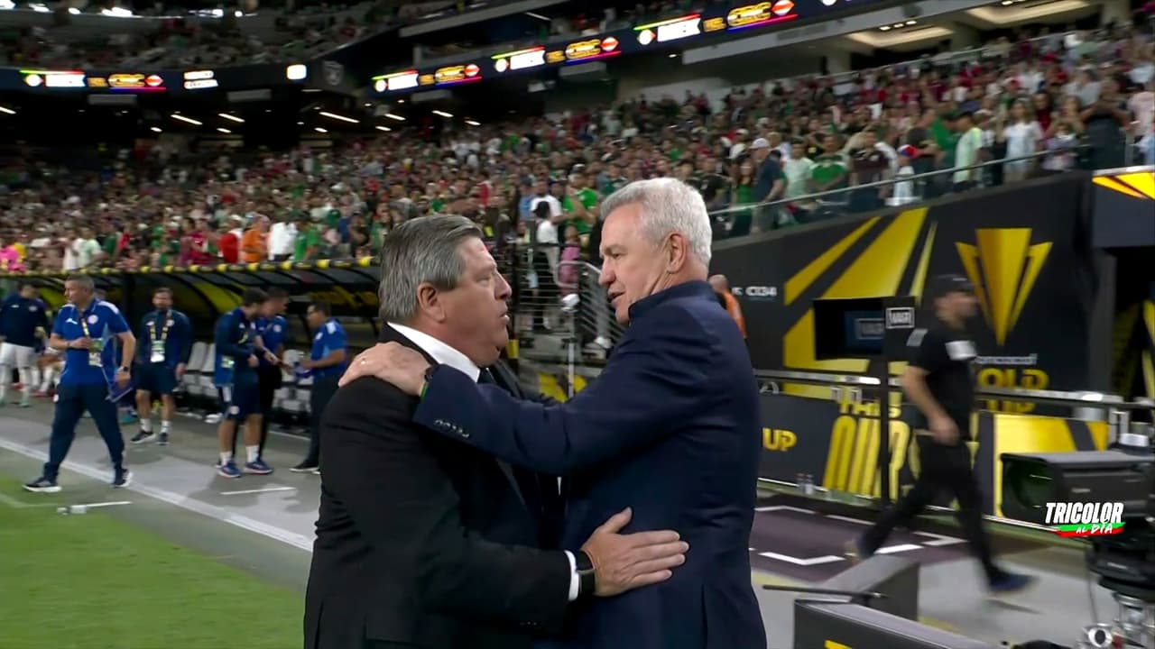 El Color del Vasco y el Piojo en el México vs. Costa Rica