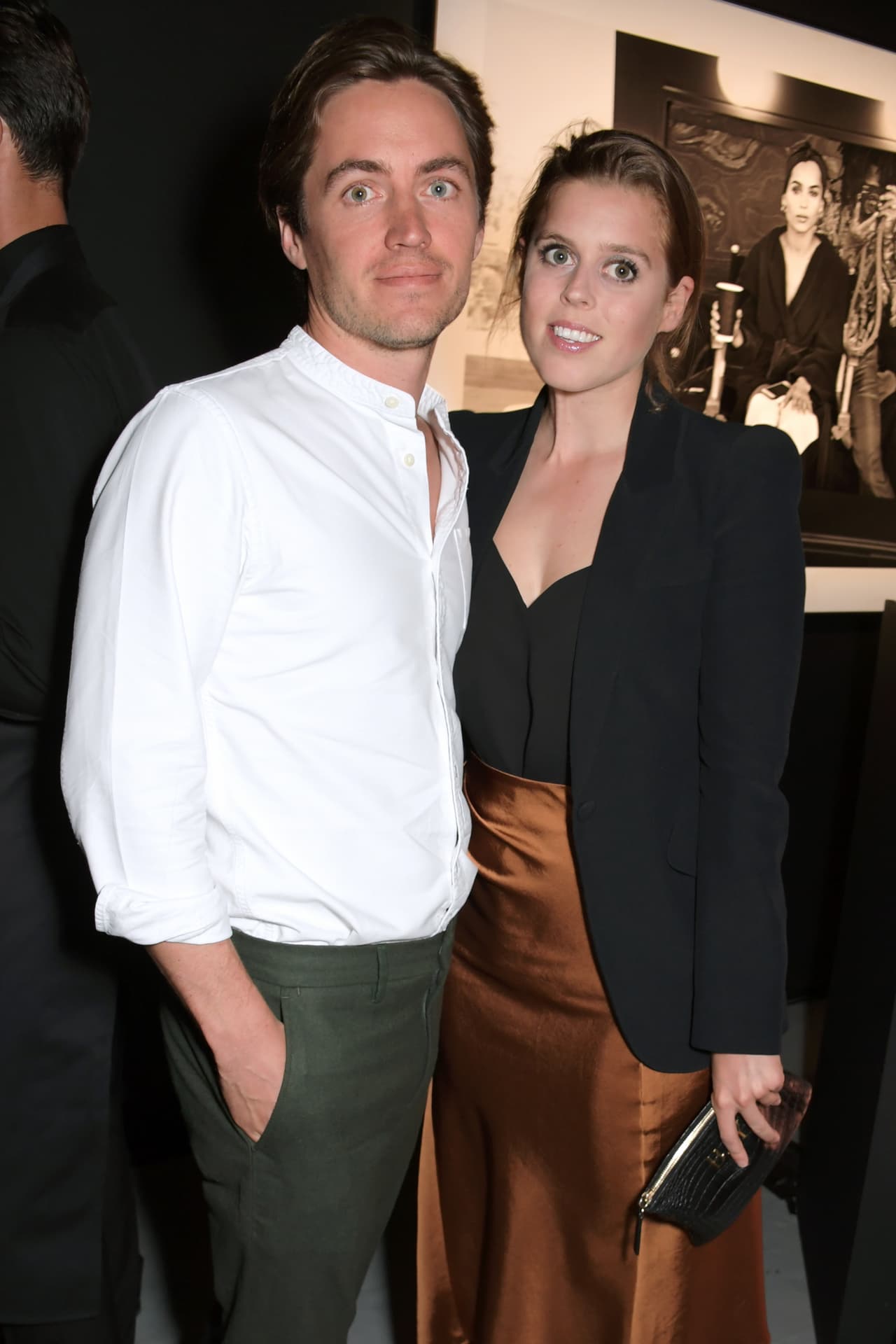 Una boda más que ha tenido que posponer fecha es la princesa Beatriz de York con el italiano Edoardo Mapelii.