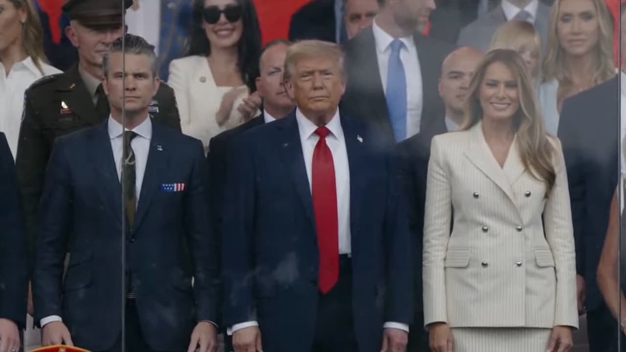 La llegada de Trump y Melania al desfile militar por el 250 aniversario de las Fuerzas Armadas