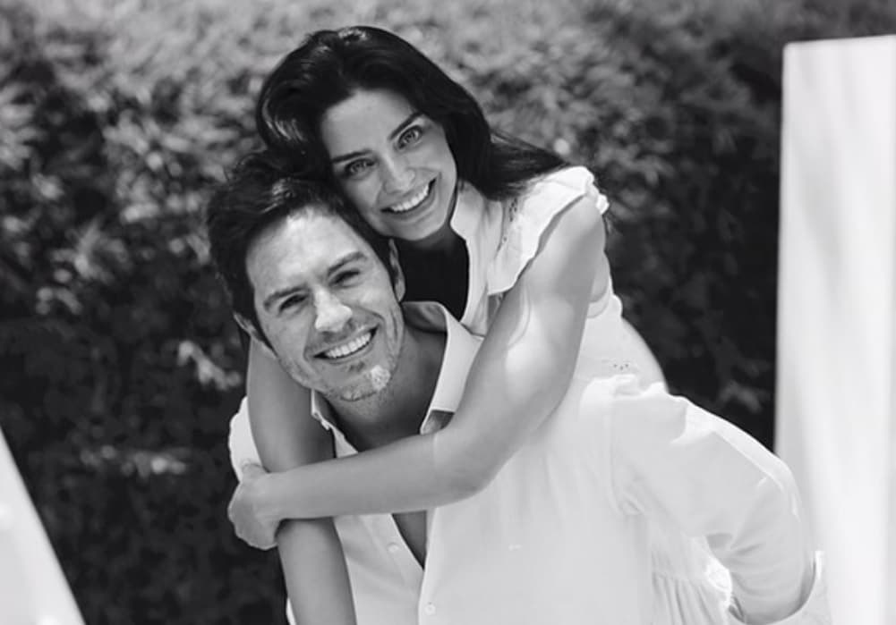 Aislinn Derbez y Mauricio Ochmann presumen su amor en redes sociales