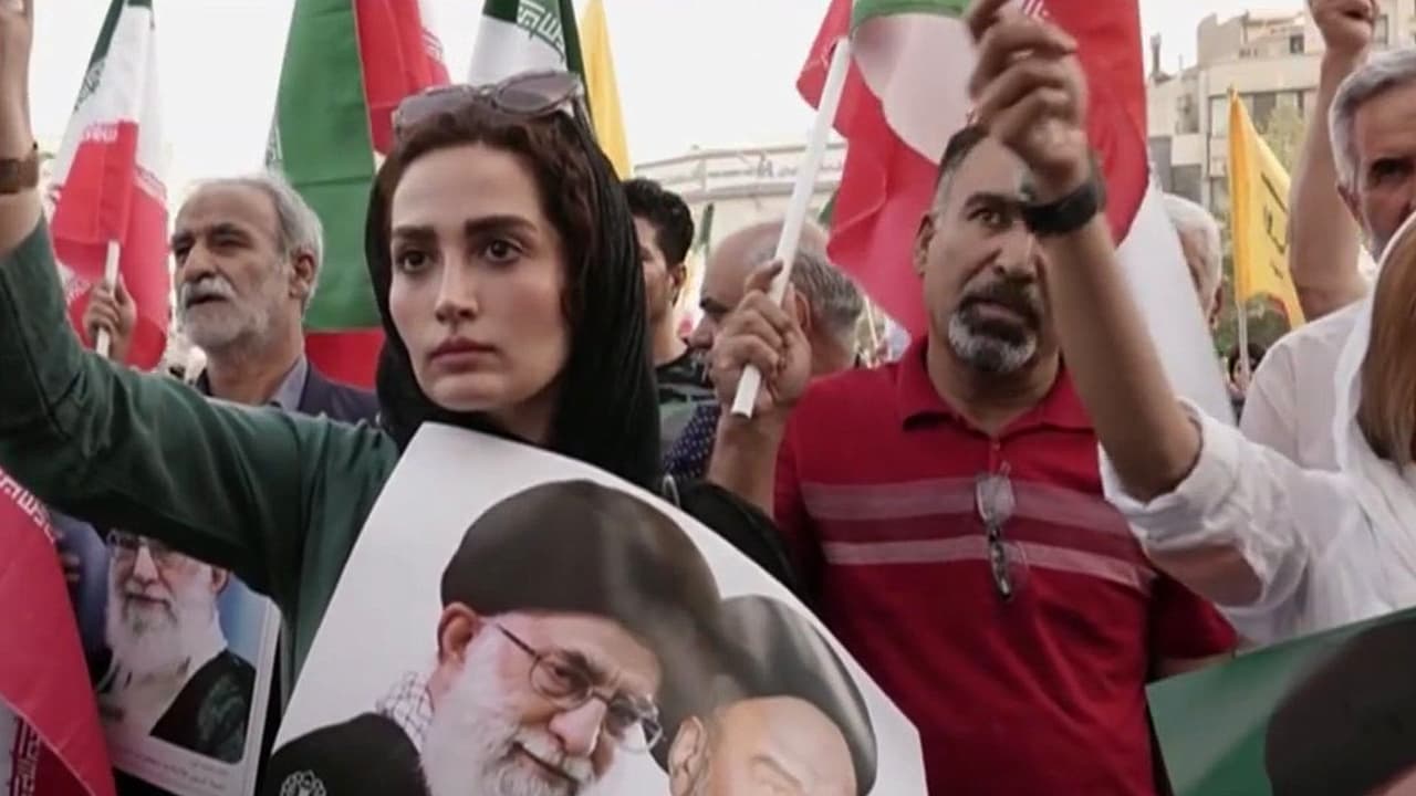 Trump moviliza portaaviones USS Abraham Lincoln hacia Irán y amenaza con un ataque nuclear masivo