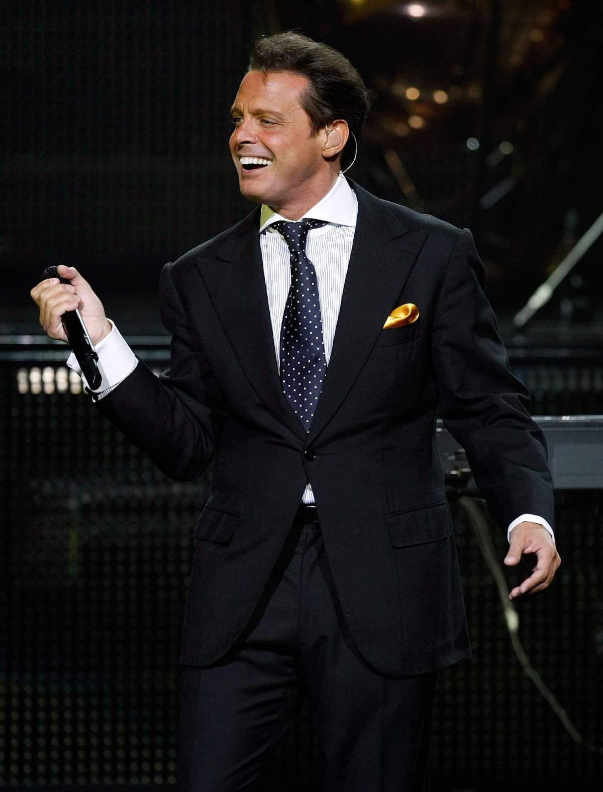 ¿Luis Miguel podría ir a la cárcel? Hay rumores de que sí